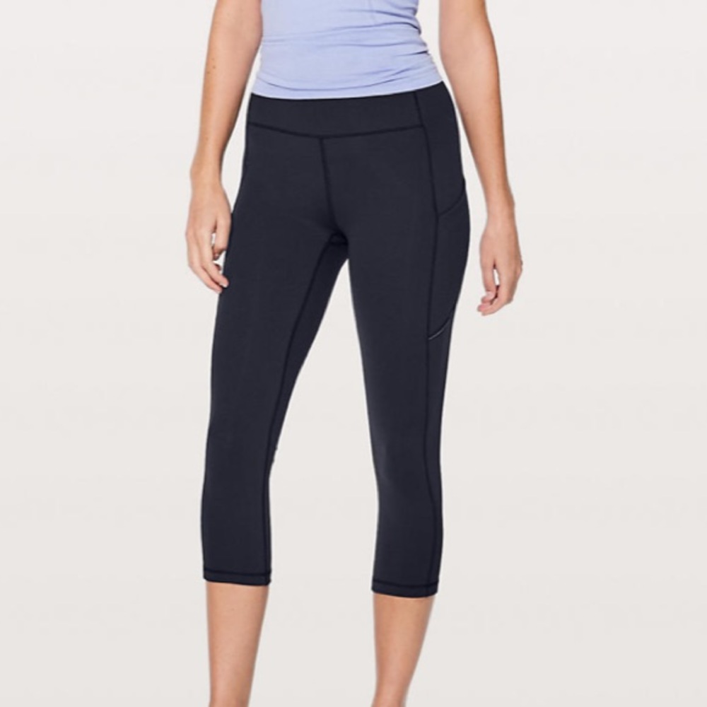 Lululemon Speed Up Crop NWOT